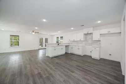 8412 Depriest Street, Houston, TX 77088 - Photo 9