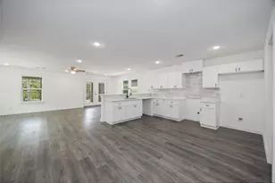 8412 De Priest St, Houston, TX 77088 - Photo 9