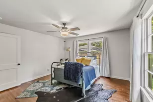 1604 Ave P, Huntsville, TX 77340 - Photo 5