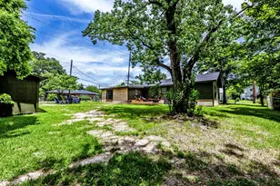 1604 Ave P, Huntsville, TX 77340 - Photo 45