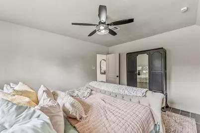 1604 Avenue P, Huntsville, TX 77340 - Photo 17