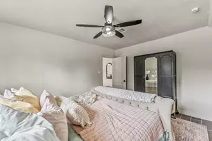 1604 Ave P, Huntsville, TX 77340 - Photo 17
