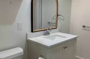 1026 Kern St, Houston, TX 77009 - Photo 7
