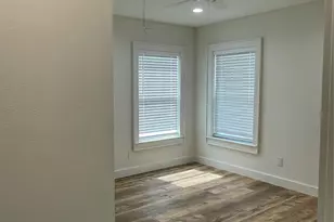 1026 Kern St, Houston, TX 77009 - Photo 9