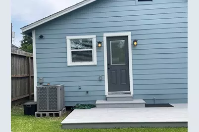 1026 Kern Street, Houston, TX 77009 - Photo 3