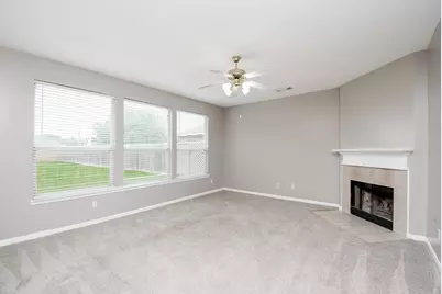 5611 Carta Valley Lane, Richmond, TX 77469 - Photo 9