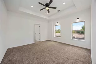 8114 Jeffery St, Houston, TX 77028 - Photo 17