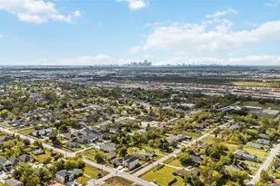 8114 Jeffery St, Houston, TX 77028 - Photo 33