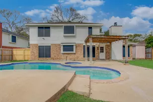 2211 S Mission Cir, Friendswood, TX 77546 - Photo 37