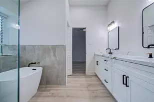 2211 S Mission Cir, Friendswood, TX 77546 - Photo 31