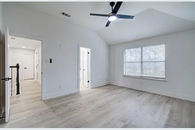 2211 S Mission Circle, Friendswood, TX 77546 - Photo 29