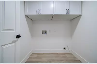 2211 S Mission Circle, Friendswood, TX 77546 - Photo 9