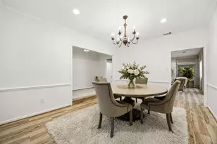 2526 Stephens Grant Dr, Sugar Land, TX 77479 - Photo 5