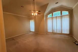 110 Water Bluff Ln, Richmond, TX 77406 - Photo 7