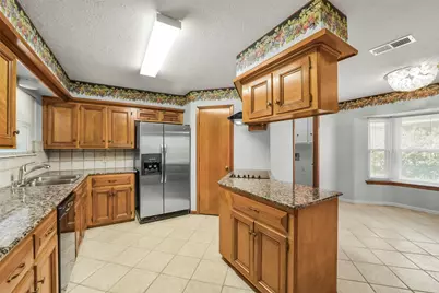 7506 N Hollow Circle, Humble, TX 77396 - Photo 9