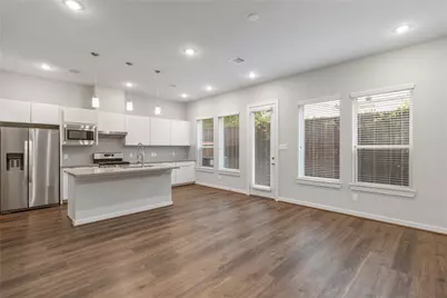 604 Thornton Oaks Lane, Houston, TX 77018 - Photo 3
