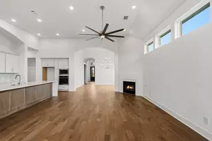 7013 Southwest Dr, League City, TX 77546 - Photo 3