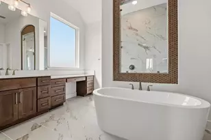 7013 Southwest Dr, League City, TX 77546 - Photo 9