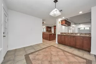 8227 Ivan Reid Dr, Houston, TX 77040 - Photo 15