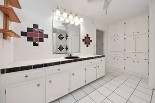 8227 Ivan Reid Dr, Houston, TX 77040 - Photo 25