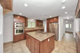 8227 Ivan Reid Dr, Houston, TX 77040 - Photo 19