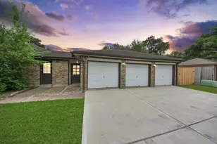 8227 Ivan Reid Dr, Houston, TX 77040 - Photo 41