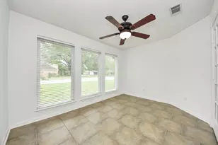 8227 Ivan Reid Dr, Houston, TX 77040 - Photo 21