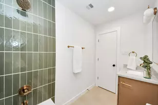 5946 Willowbend Blvd, Houston, TX 77096 - Photo 33
