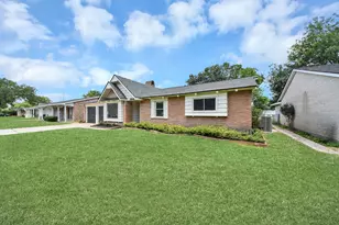 5946 Willowbend Blvd, Houston, TX 77096 - Photo 43