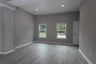 519 Magnolia Point Dr, Houston, TX 77336 - Photo 3