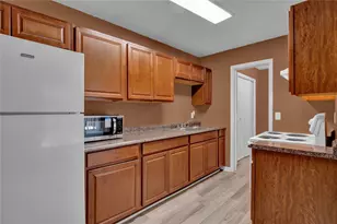 5002 Blue Spruce Cir, Austin, TX 78723 - Photo 11