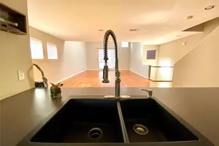 823 Robin St, Houston, TX 77019 - Photo 5