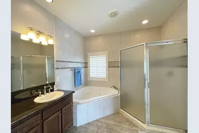 3738 Elizabeth Court, Houston, TX 77025 - Photo 19