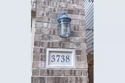 3738 Elizabeth Court, Houston, TX 77025 - Photo 3