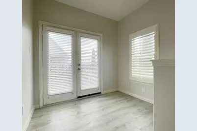 3738 Elizabeth Court, Houston, TX 77025 - Photo 17