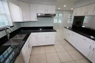 12615 Huntington Venture Dr, Houston, TX 77099 - Photo 11