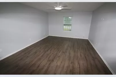 12615 Huntington Venture Drive, Houston, TX 77099 - Photo 13