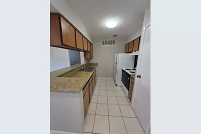 15534 Zabolio Drive #242, Houston, TX 77598 - Photo 5