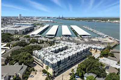 921 Marine Drive #303, Galveston, TX 77550 - Photo 15