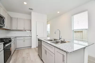 23110 Deanston Dr, Waller, TX 77484 - Photo 5