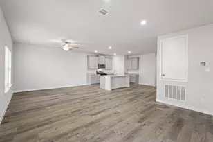 11974 Wisteria Mdws Dr, Willis, TX 77318 - Photo 9