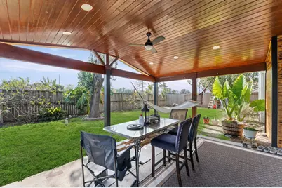 6815 Inwood West Drive, Houston, TX 77088 - Photo 15