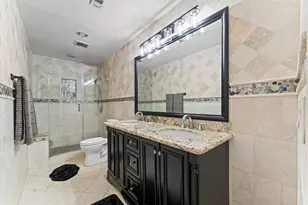 6815 Inwood W Dr, Houston, TX 77088 - Photo 11