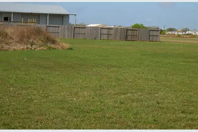 978 Cr 251 Street, Matagorda, TX 77457 - Photo 7