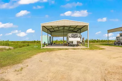 1306 Mabry Street, Gilchrist, TX 77617 - Photo 7