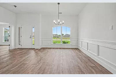 724 Greystone Lane, Angleton, TX 77515 - Photo 5
