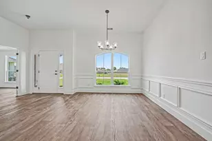 724 Greystone Ln, Angleton, TX 77515 - Photo 5