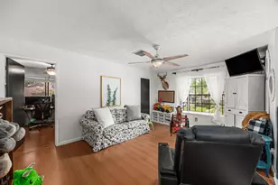 3031 Falling Brook Dr, Houston, TX 77345 - Photo 17