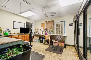 810 Miller, Anahuac, TX 77514 - Photo 17