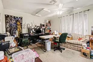 810 Miller, Anahuac, TX 77514 - Photo 15